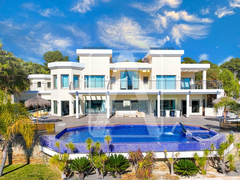Villa for Sale in Benissa, Alicante 1