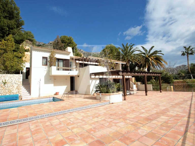 Villa for Sale in Altea, Alicante 1