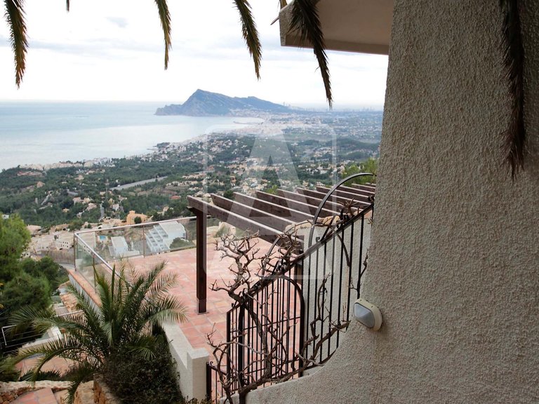 Villa for Sale in Altea, Alicante 2