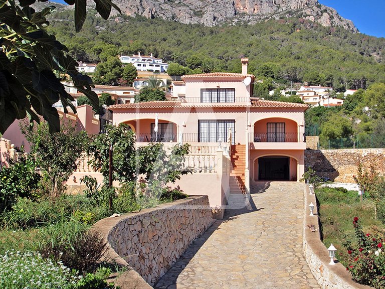 Villa for Sale in Calpe, Alicante 3