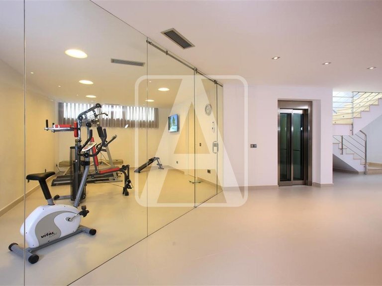 Villa for Sale in Altea, Alicante 28
