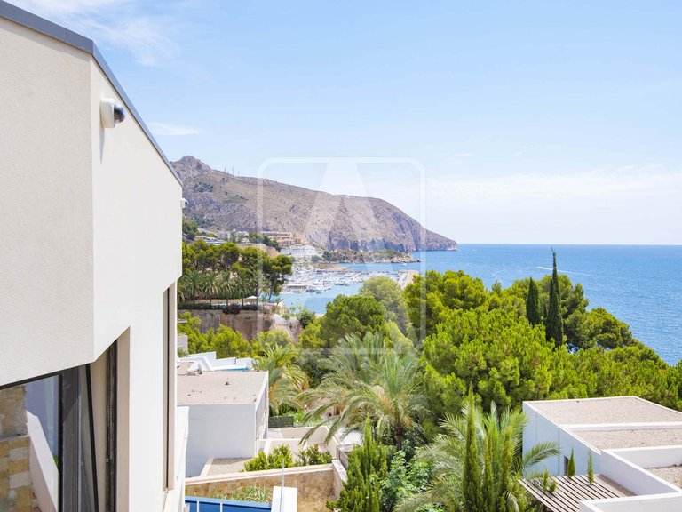 Villa for Sale in Altea, Alicante 32