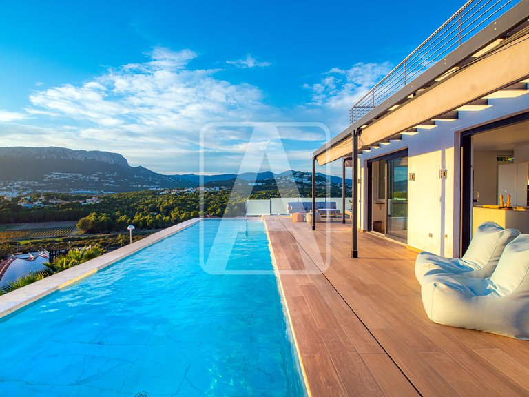 Villa for Sale in Calpe, Alicante 38