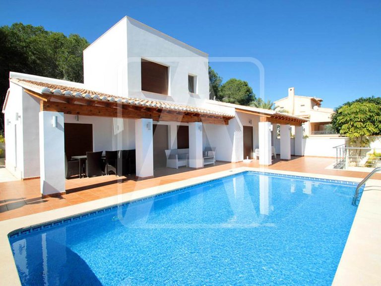 Villa for Sale in Moraira, Alicante 2