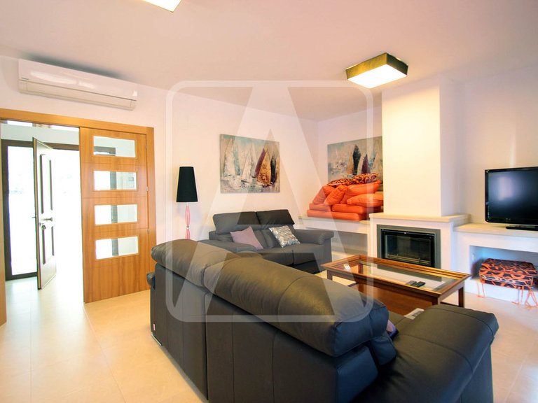 Villa for Sale in Moraira, Alicante 32