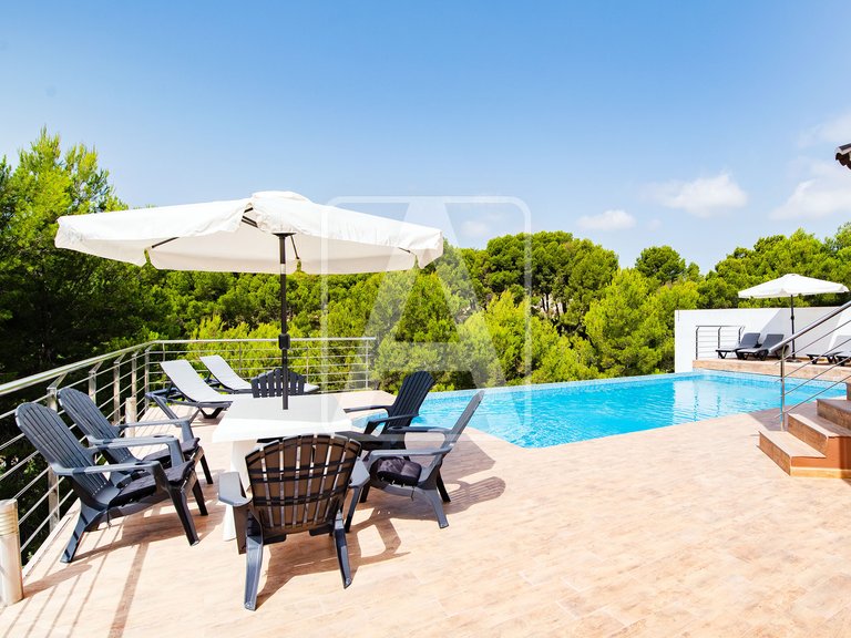 Villa for Sale in Altea, Alicante 2