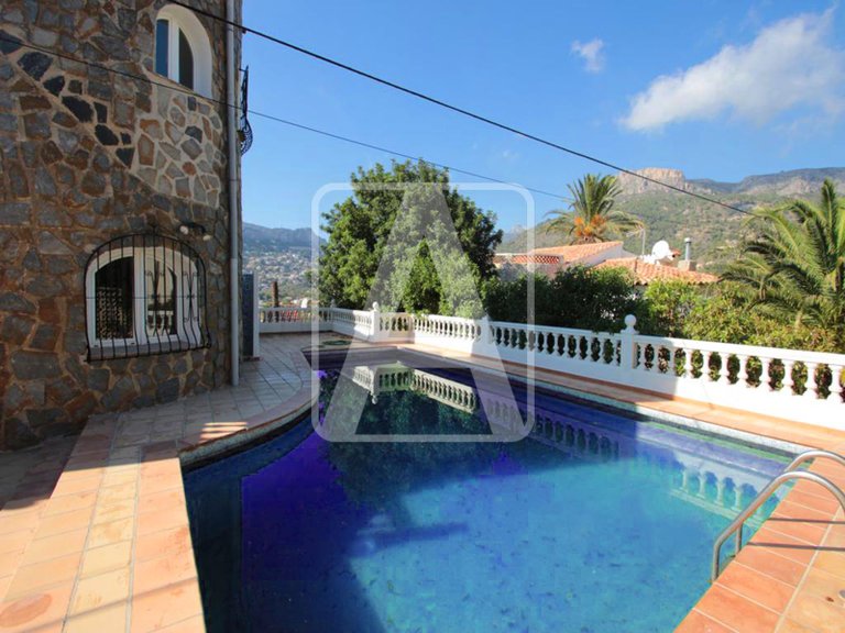 Villa for Sale in Calpe, Alicante 2