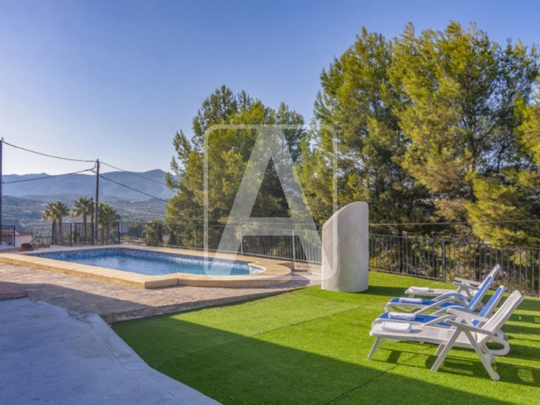 Villa for Sale in Calpe, Alicante 10