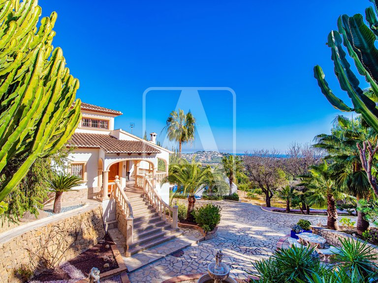 Villa for Sale in Calpe, Alicante 1