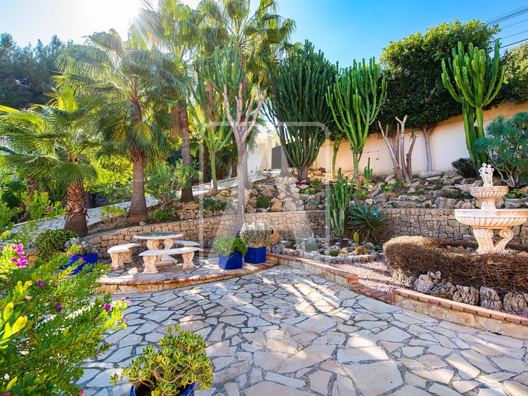 Villa for Sale in Calpe, Alicante 41