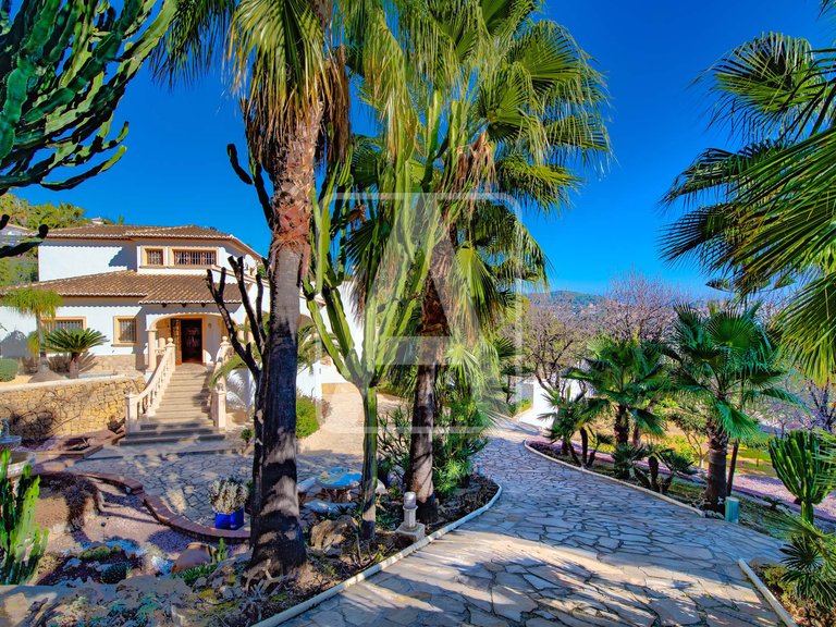 Villa for Sale in Calpe, Alicante 44