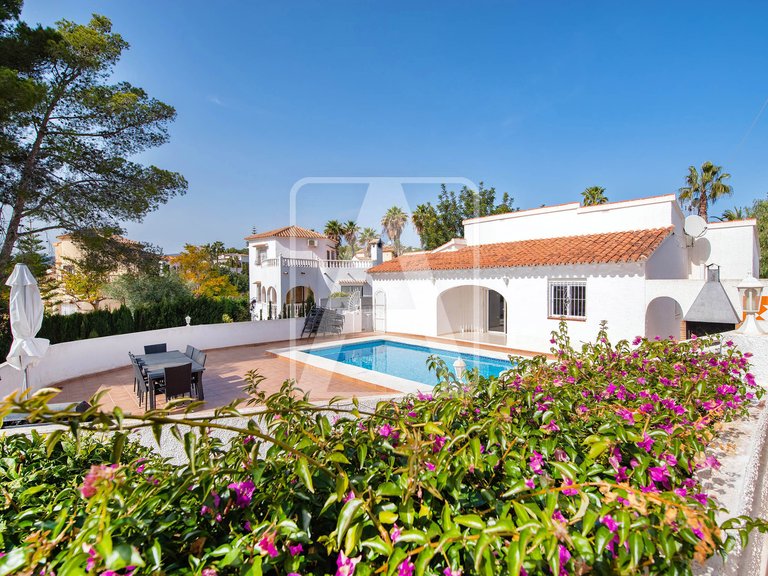 Villa for Sale in Calpe, Alicante 2