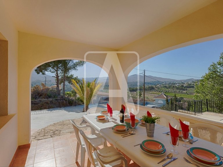 Villa for Sale in Calpe, Alicante 2