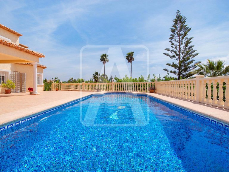 Villa for Sale in Calpe, Alicante 3