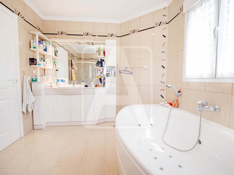 Villa for Sale in Calpe, Alicante 7