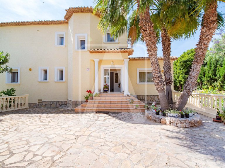 Villa for Sale in Calpe, Alicante 8