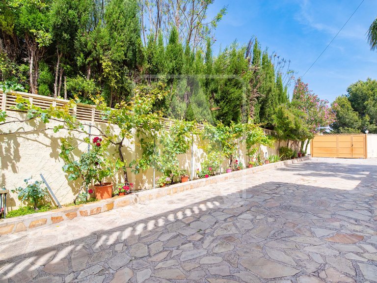 Villa for Sale in Calpe, Alicante 17