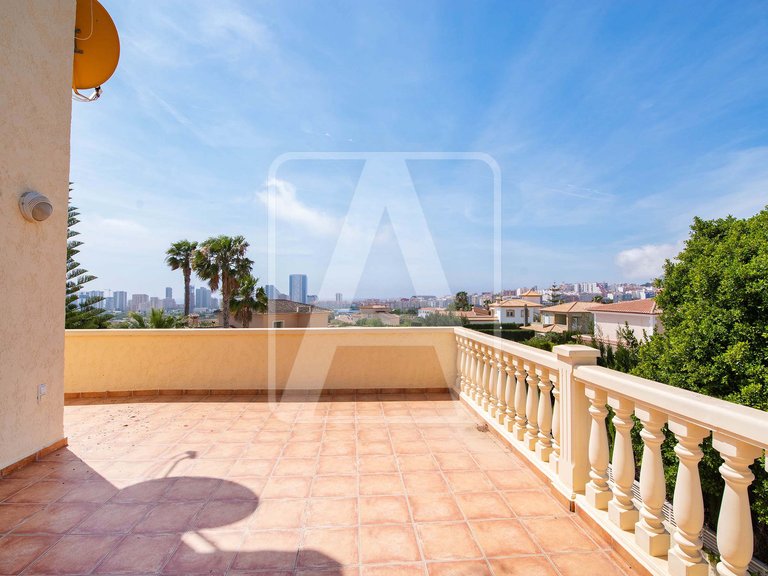 Villa for Sale in Calpe, Alicante 41