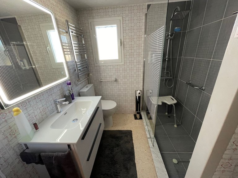 Villa for Sale in Alfaz Del Pi, Alicante 29