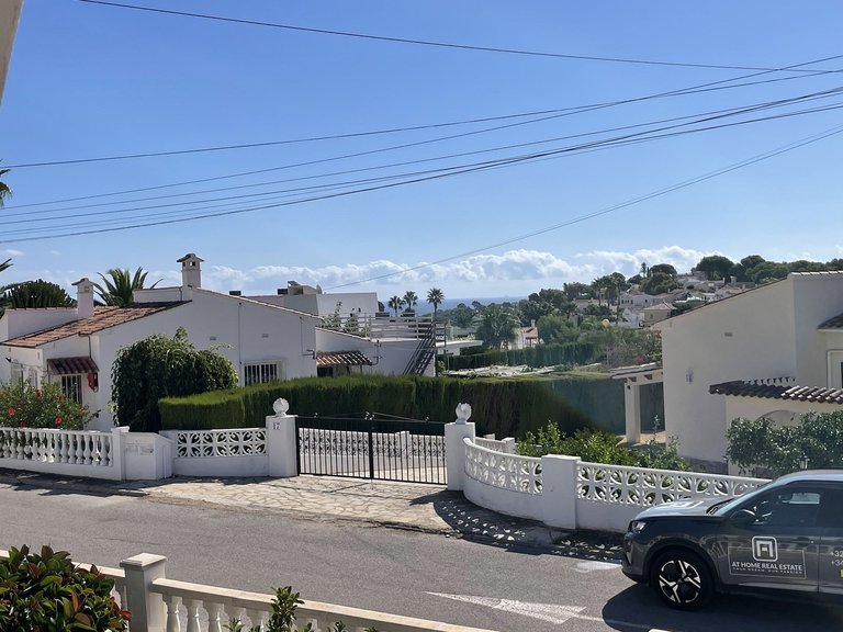 Villa for Sale in Alfaz Del Pi, Alicante 39
