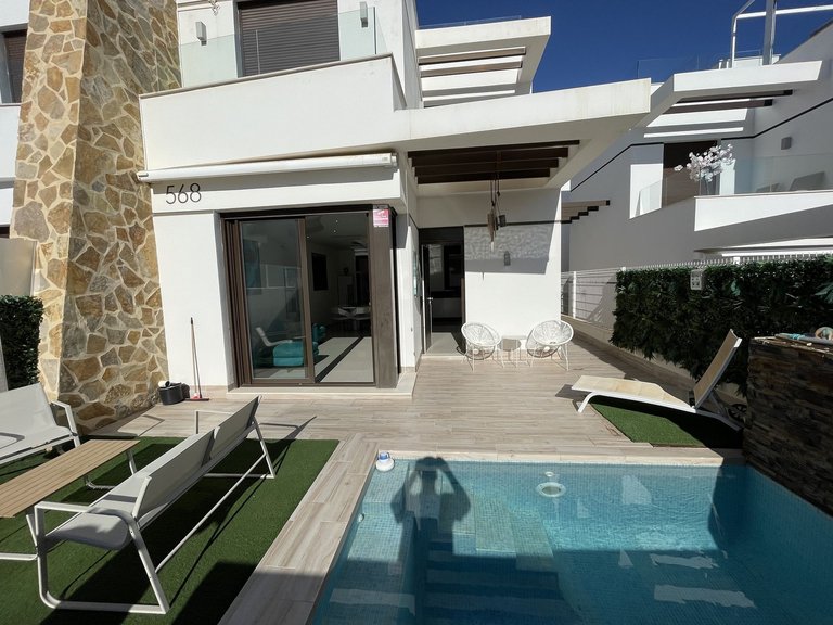 Villa for Sale in VillamartÍn, Alicante 3