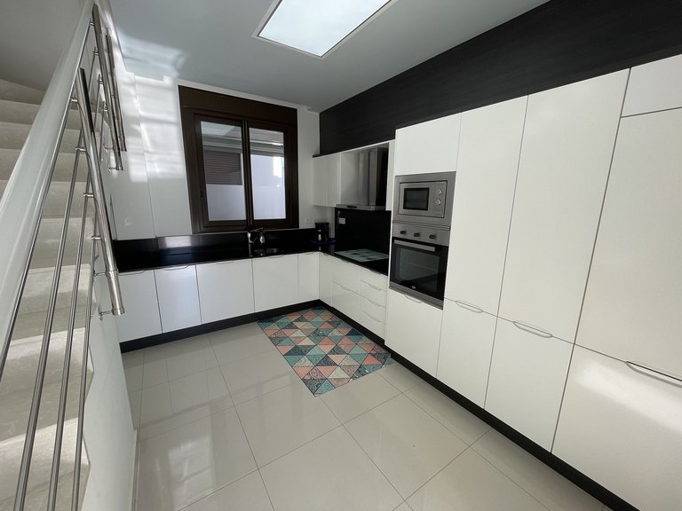 Villa for Sale in VillamartÍn, Alicante 8