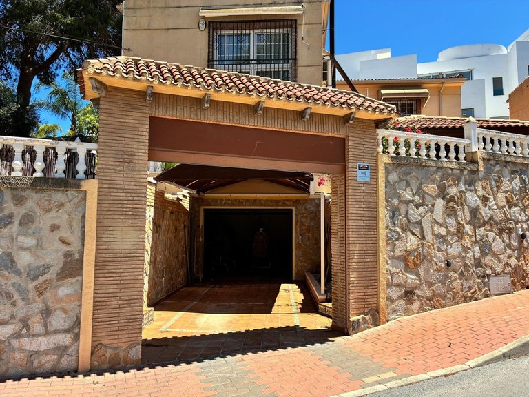 Villa for Sale in Los Balcones - Los Altos, Alicante 24
