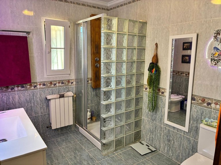 Villa for Sale in Los Balcones - Los Altos, Alicante 46
