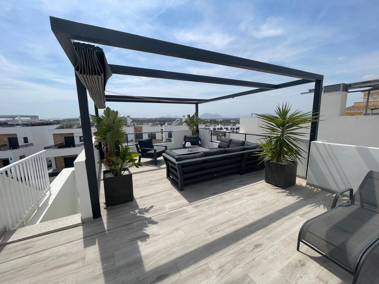 Villa for Sale in Benijofar, Alicante 40