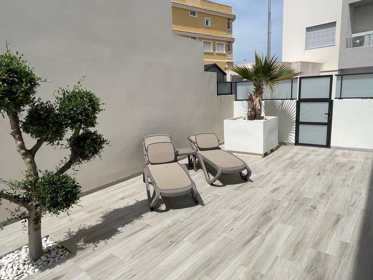 Villa for Sale in Benijofar, Alicante 11