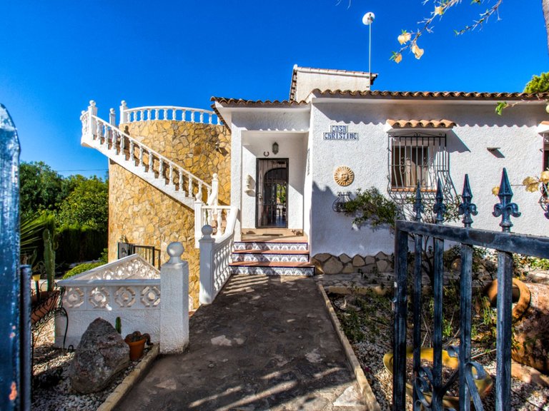 Villa for Sale in Costa Blanca Benissa, Alicante 3