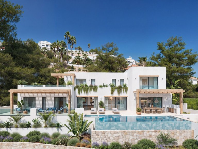 Villa for Sale in Costa Blanca Benissa, Alicante 2