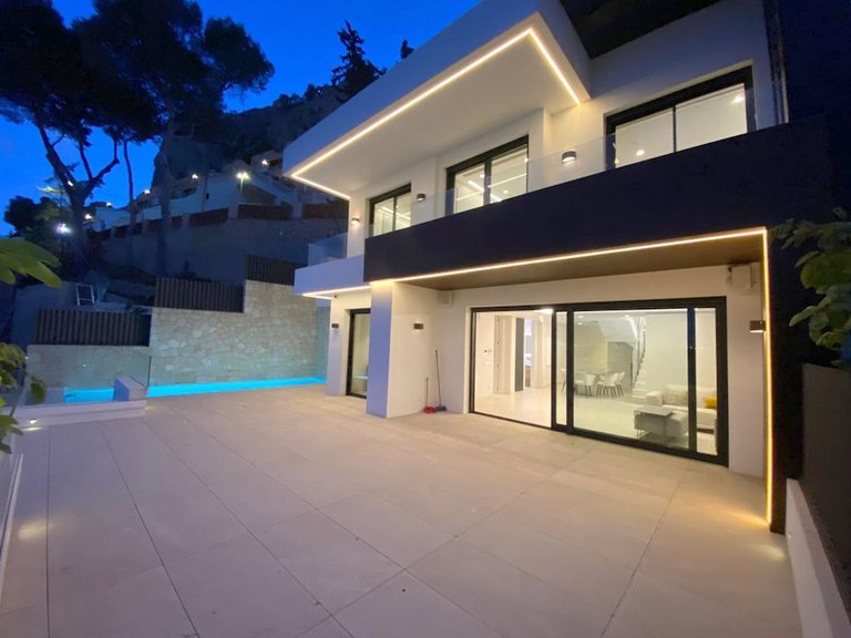 Apartment for Sale in Costa Blanca Benidorm, Alicante 15