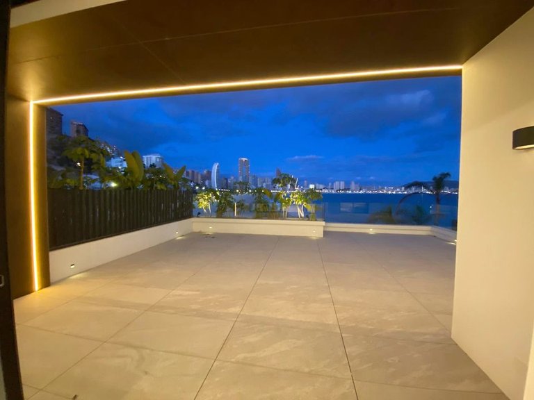 Apartment for Sale in Costa Blanca Benidorm, Alicante 19