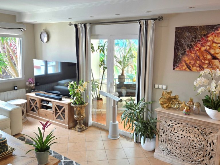 Villa for Sale in Costa Blanca Alfas Del Pi, Alicante 10