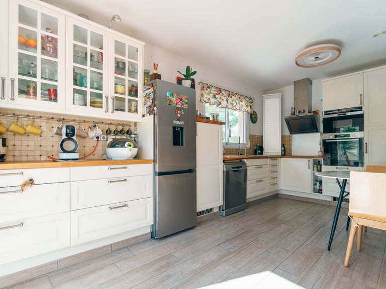 Villa for Sale in Costa Blanca Alfas Del Pi, Alicante 4