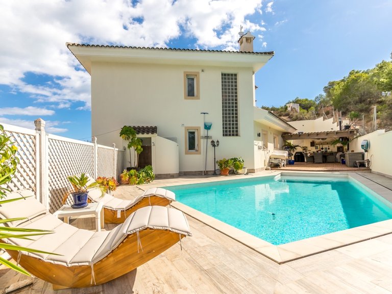 Villa for Sale in Costa Blanca Alfas Del Pi, Alicante 33