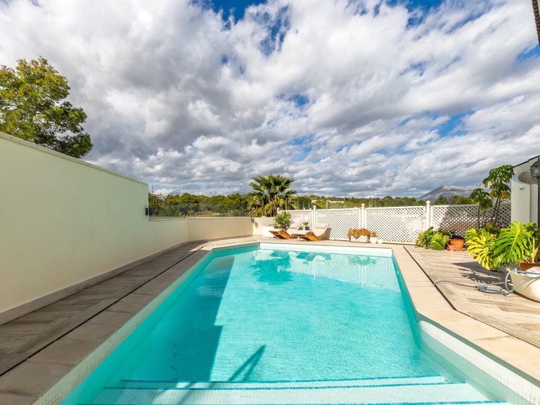 Villa for Sale in Costa Blanca Alfas Del Pi, Alicante 32
