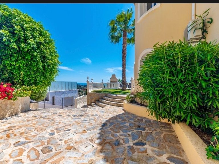 Villa for Sale in Costa Blanca Calpe, Alicante 30