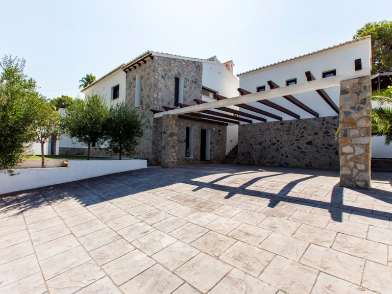 Villa for Sale in Costa Blanca Moraira, Alicante 7
