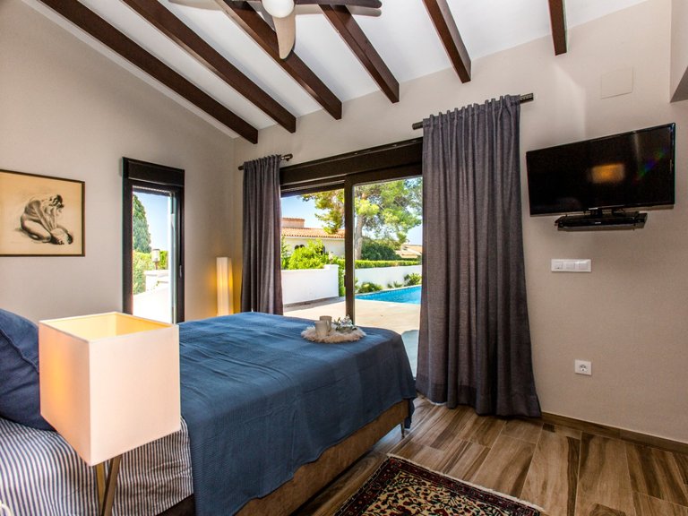 Villa for Sale in Costa Blanca Moraira, Alicante 19