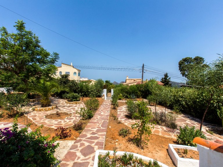 Villa for Sale in Inland Pedreguer, Alicante 31