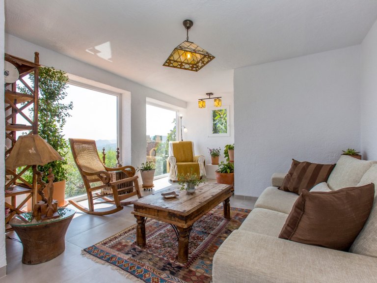 Villa for Sale in Inland Pedreguer, Alicante 3