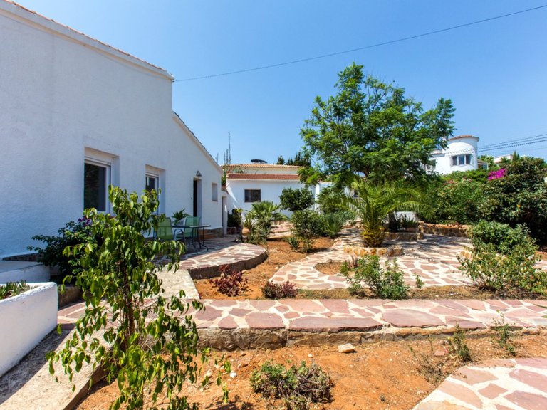 Villa for Sale in Inland Pedreguer, Alicante 30