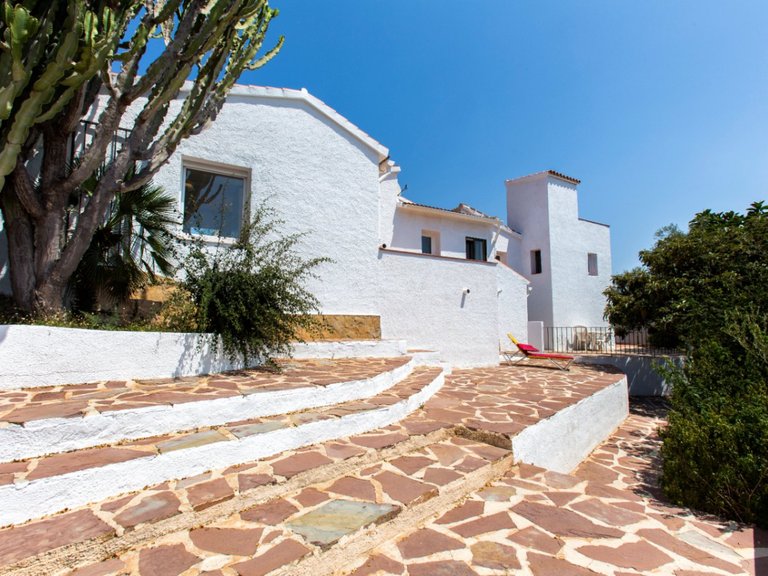 Villa for Sale in Inland Pedreguer, Alicante 6