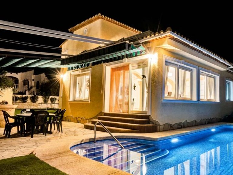 Villa for Sale in Costa Blanca Calpe, Alicante 12
