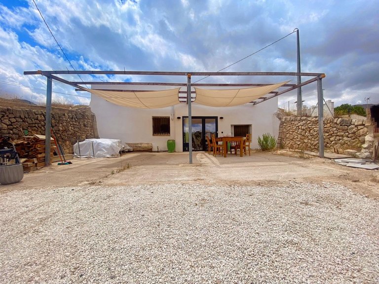 Country House for Sale in La Romana, Alicante 1
