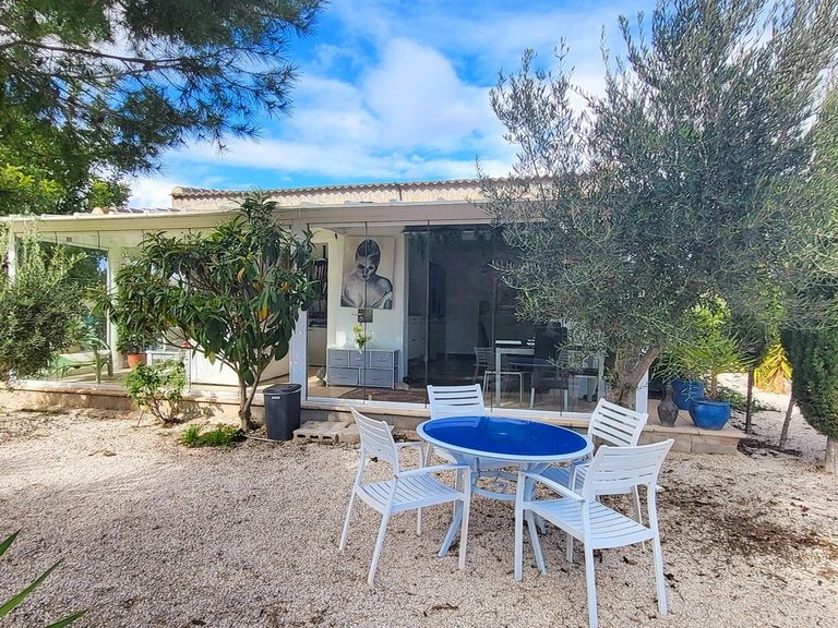 Villa for Sale in Aspe, Alicante 44