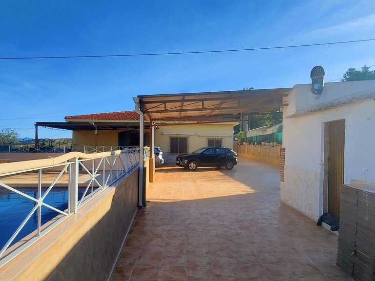 Villa for Sale in Aspe, Alicante 13
