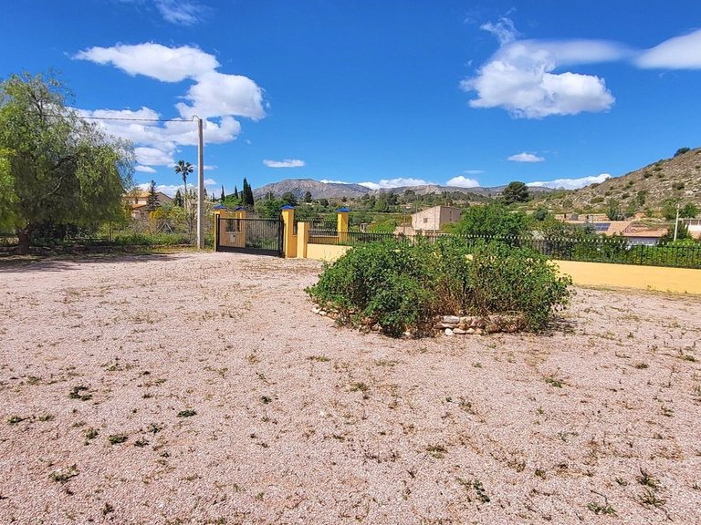 Villa for Sale in La Romana, Alicante 14